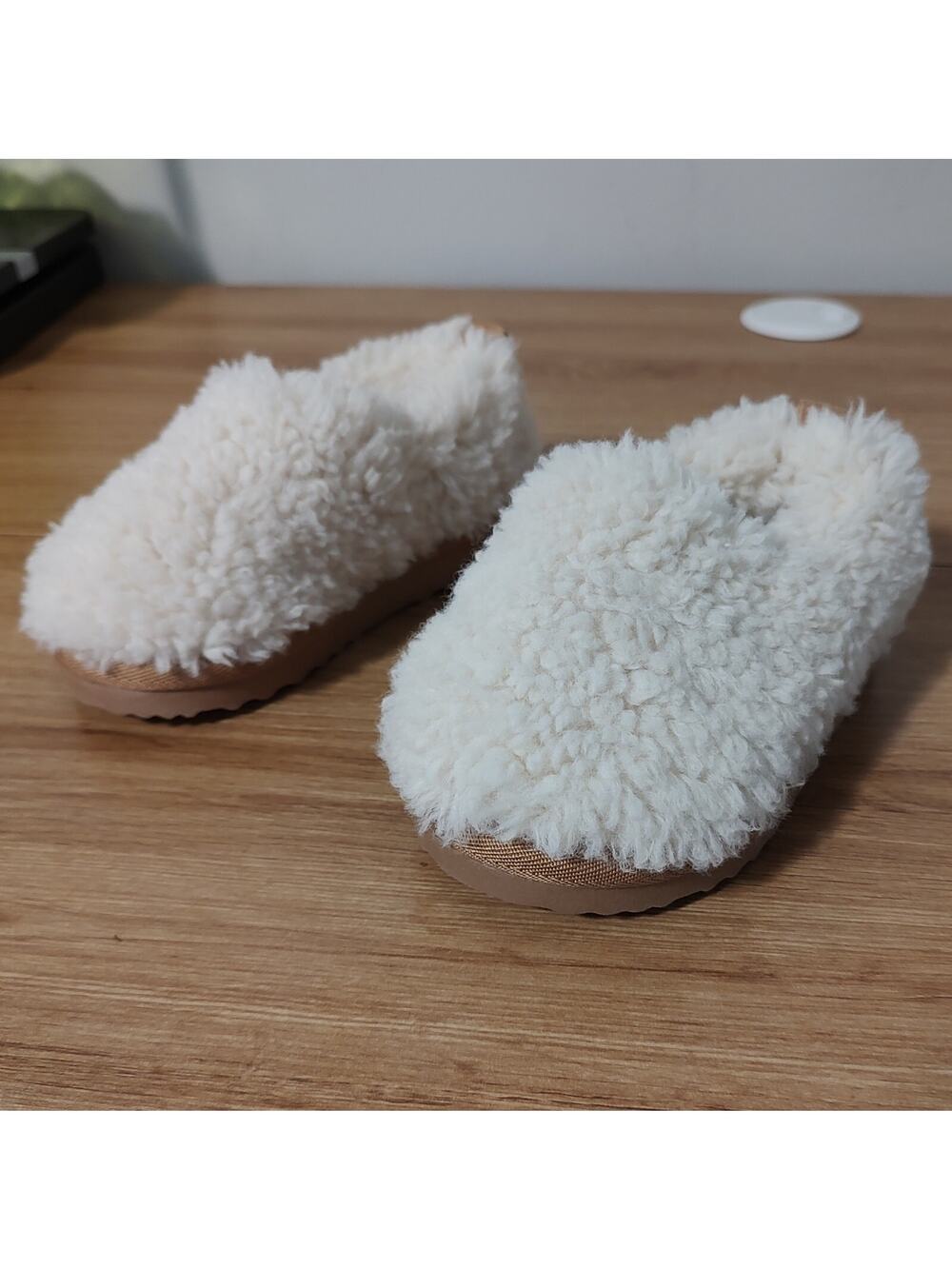 Fluffy Toddler Boots White &Brown Size 6 Girl Shoes Warm Comfy